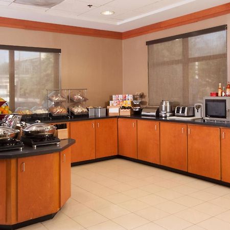 Fairfield Inn And Suites Atlanta Airport South/Sullivan Road College Park Екстер'єр фото