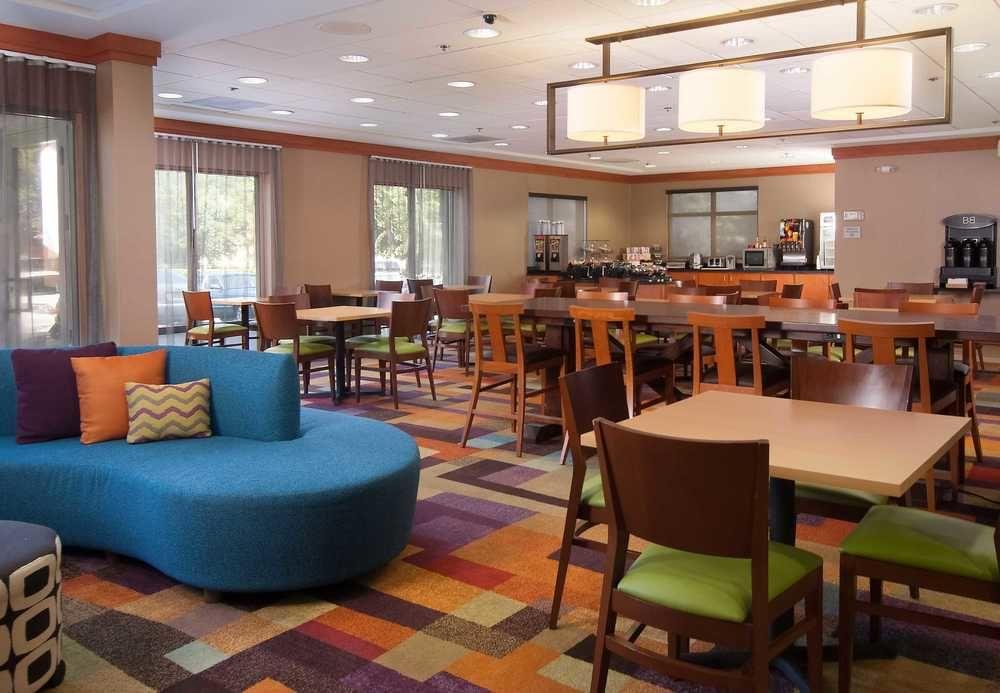 Fairfield Inn And Suites Atlanta Airport South/Sullivan Road College Park Екстер'єр фото
