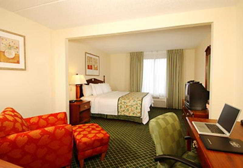 Fairfield Inn And Suites Atlanta Airport South/Sullivan Road College Park Номер фото