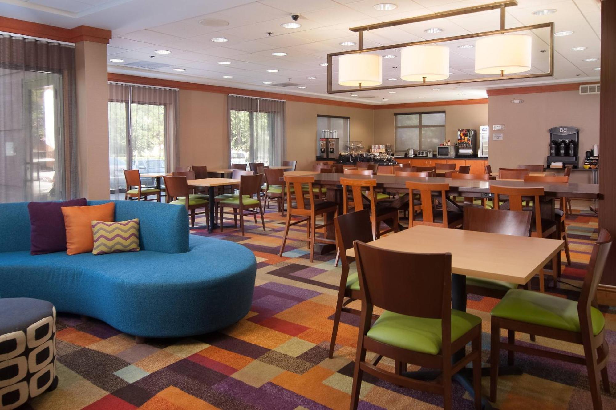 Fairfield Inn And Suites Atlanta Airport South/Sullivan Road College Park Екстер'єр фото
