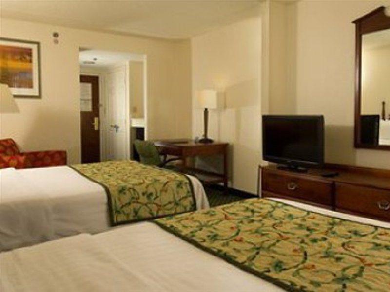 Fairfield Inn And Suites Atlanta Airport South/Sullivan Road College Park Номер фото